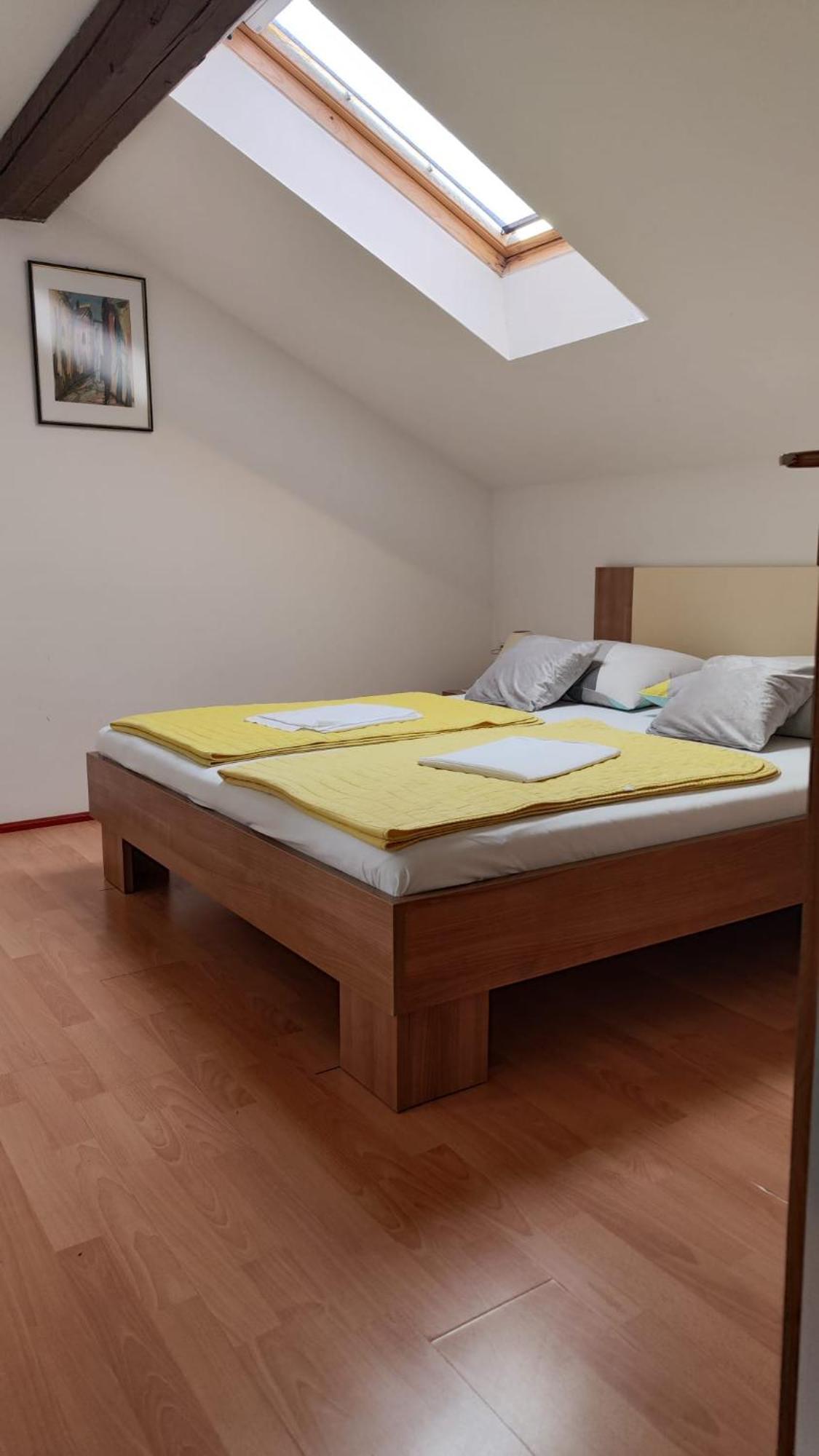Apartments Suri Vodice Exterior foto
